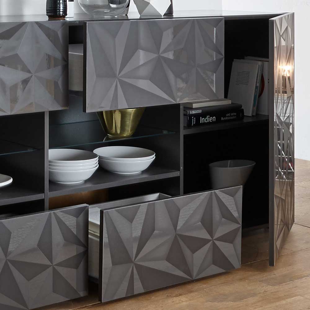 Offenes anthrazitfarbenes Hochglanz Sideboard mit geometrischem Druck und Stauraum für Geschirr – Kuriasna