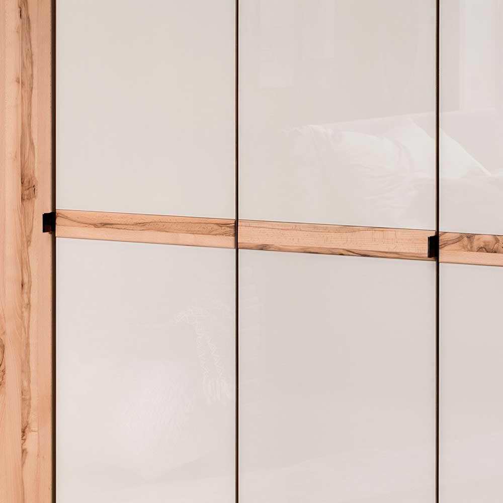 Beige Hochglanztüren des Schranks mit integrierten horizontalen Griffleisten aus Kernbuche-Holz – Krofun