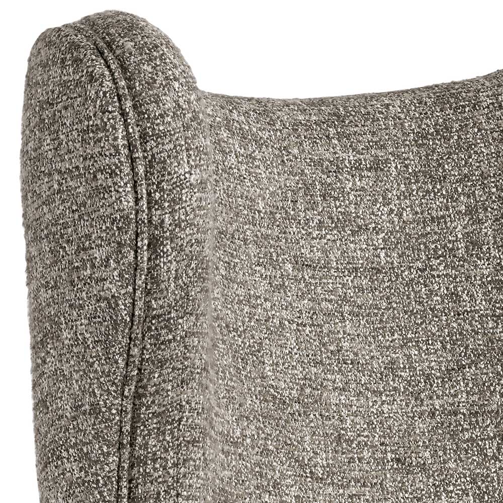 Beigegrauer Boucle Stoff des Ohrensessels mit charakteristischer Ohrenlehne – Curemo