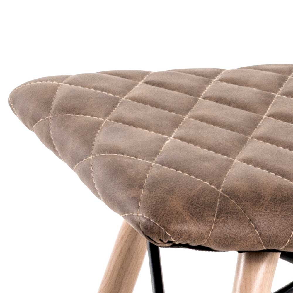 Gesteppte Sitzfläche aus braunem Kunstleder mit Rautenmuster des Design Hockers – Arianno