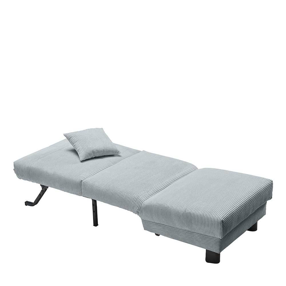 Ausgeklappter hellblauer Kord Sessel als Bettfunktion oder Gästebett für kleine Räume – Lenox