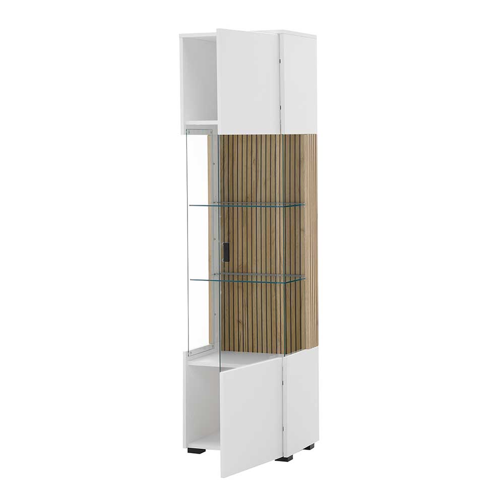 Vitrinenschrank mit offenen Türen, weißem Korpus und Holzlamellenrückwand – Nenaloro