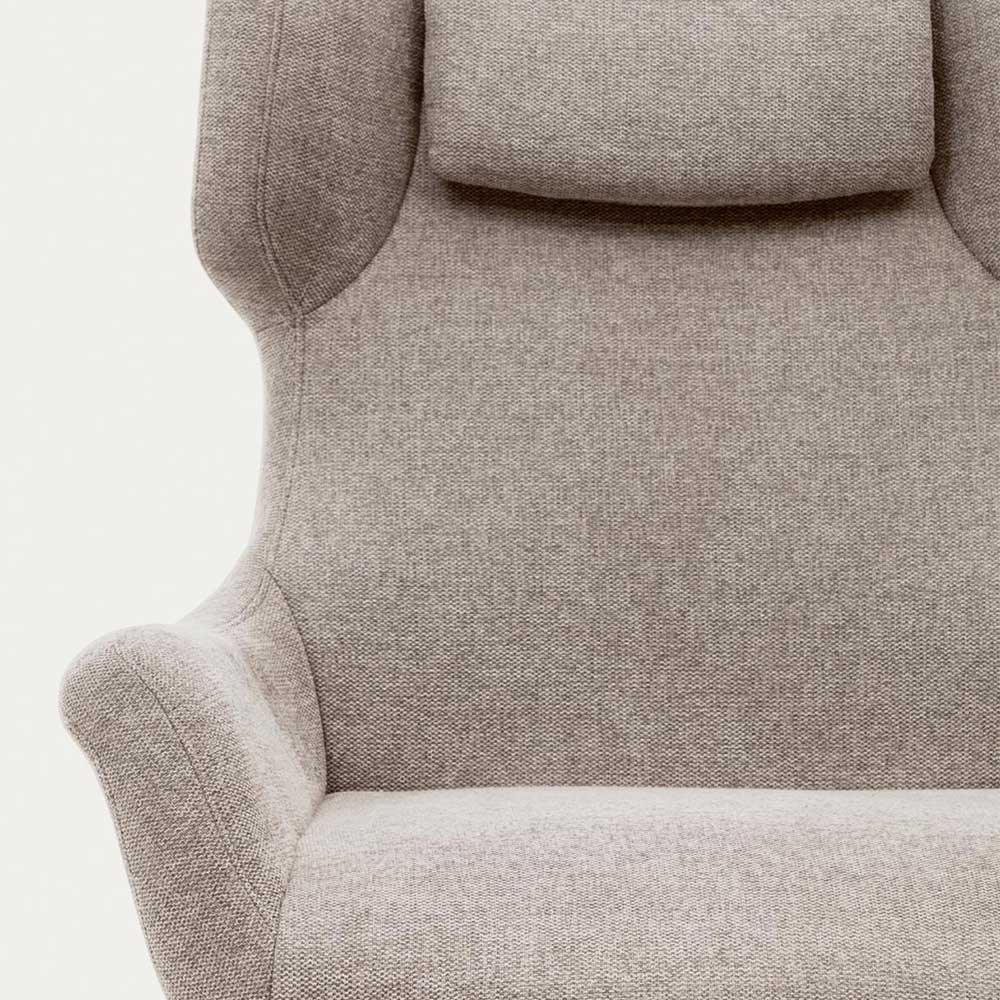 Weicher Loungesessel aus hellgrauem Chenille-Stoff mit gepolsterter Rückenlehne und Armlehne – Marocana