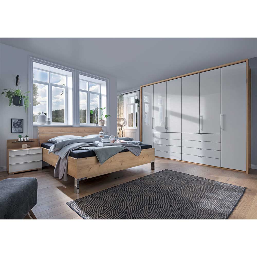 Vierteiliges Schlafzimmerset in Weiß Hochglanz und Eiche Bianco mit Bett, Nachttisch und Schrank – Nuetran