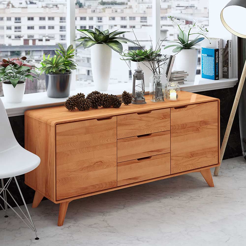 Helles Holz Sideboard mit drei Schubladen und zwei Türen im Wohnzimmer – Junola