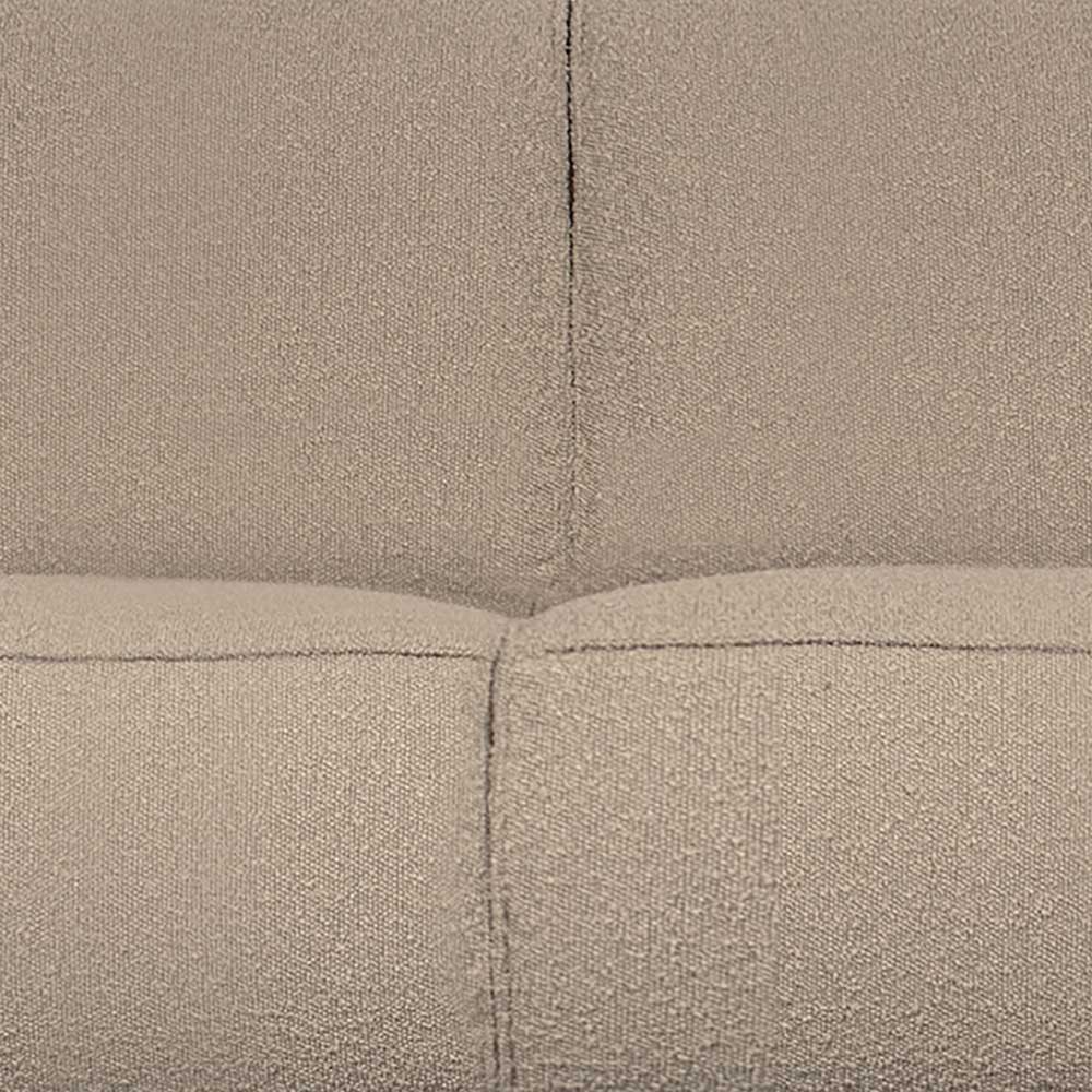 Nahtdetail des beigen Boucle Sofabezugs mit grober Struktur – Age
