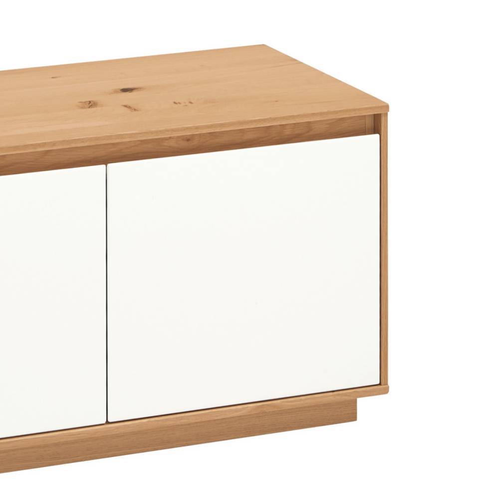 Garderobenbank aus heller Eiche mit weißer Schranktür, modernes Design für den Flur  Pablona