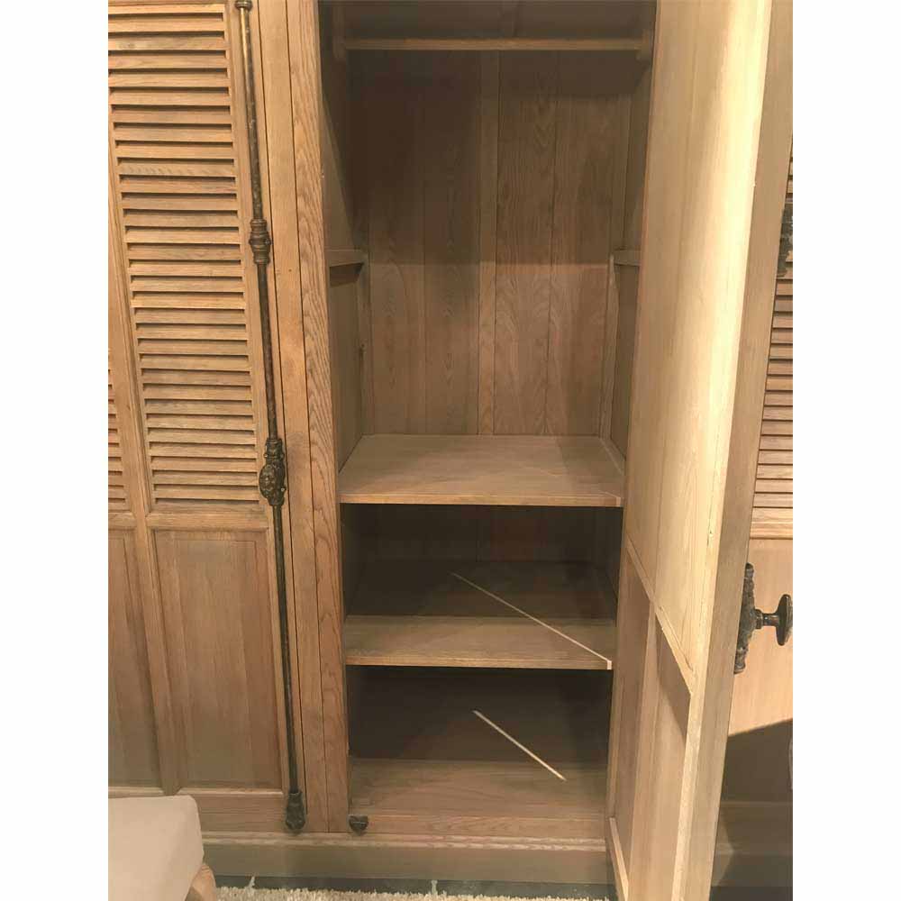 Antiker Eiche Drehtürenschrank Taunton mit Lamellentüren