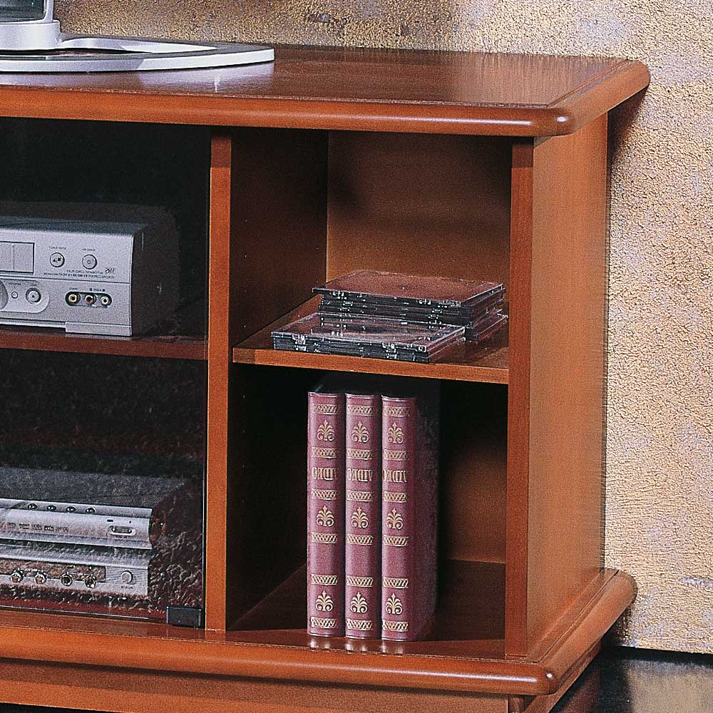 Holzkommode in Nussbaum Optik mit seitlichen Ablagefächern für Medien und Bücher im Wohnzimmer – Mocino
