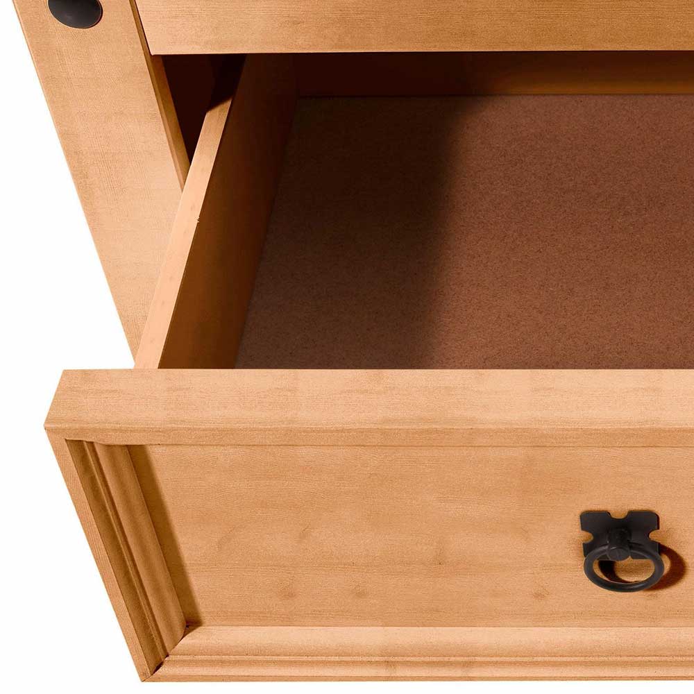 Offene Schublade des TV Sideboards aus Massivholz mit braunem Boden und schwarzem Metallgriff – Garzone