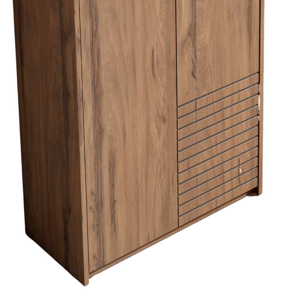 Schuhschrank Detailansicht der braunen Holzoptik mit horizontalen Lamellen – Mady