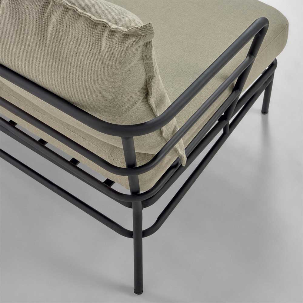 Dreisitzer Sofa mit Stahlgestell Schwarz - Emjan